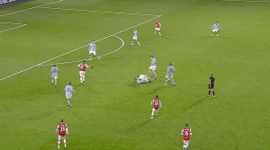 kompany-tackle-on-wilshere-06