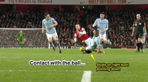 kompany-tackle-on-wilshere-12